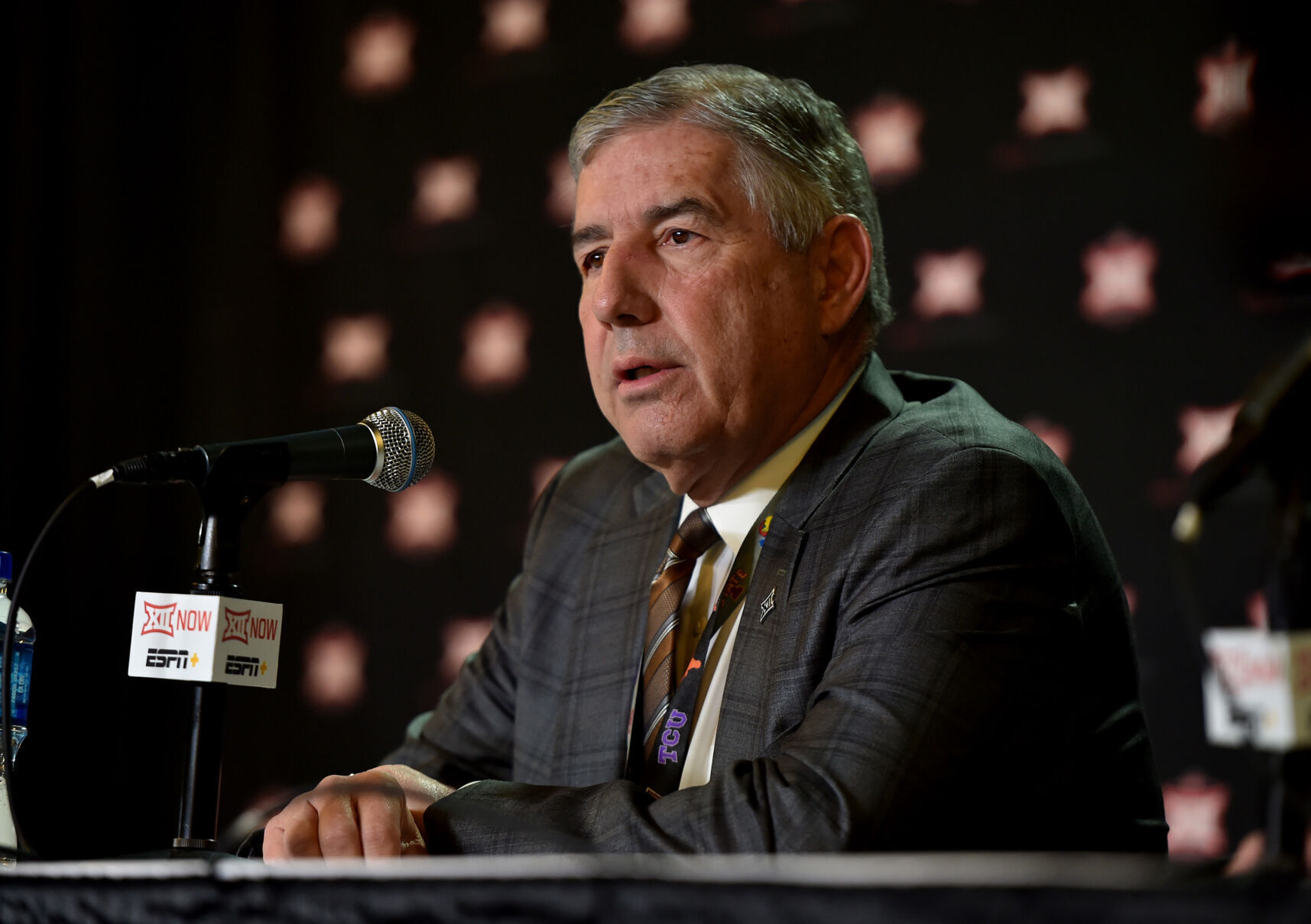 DO BIG 12 LEADERS STILL HAVE CONFIDENCE IN BOB BOWLSBY?